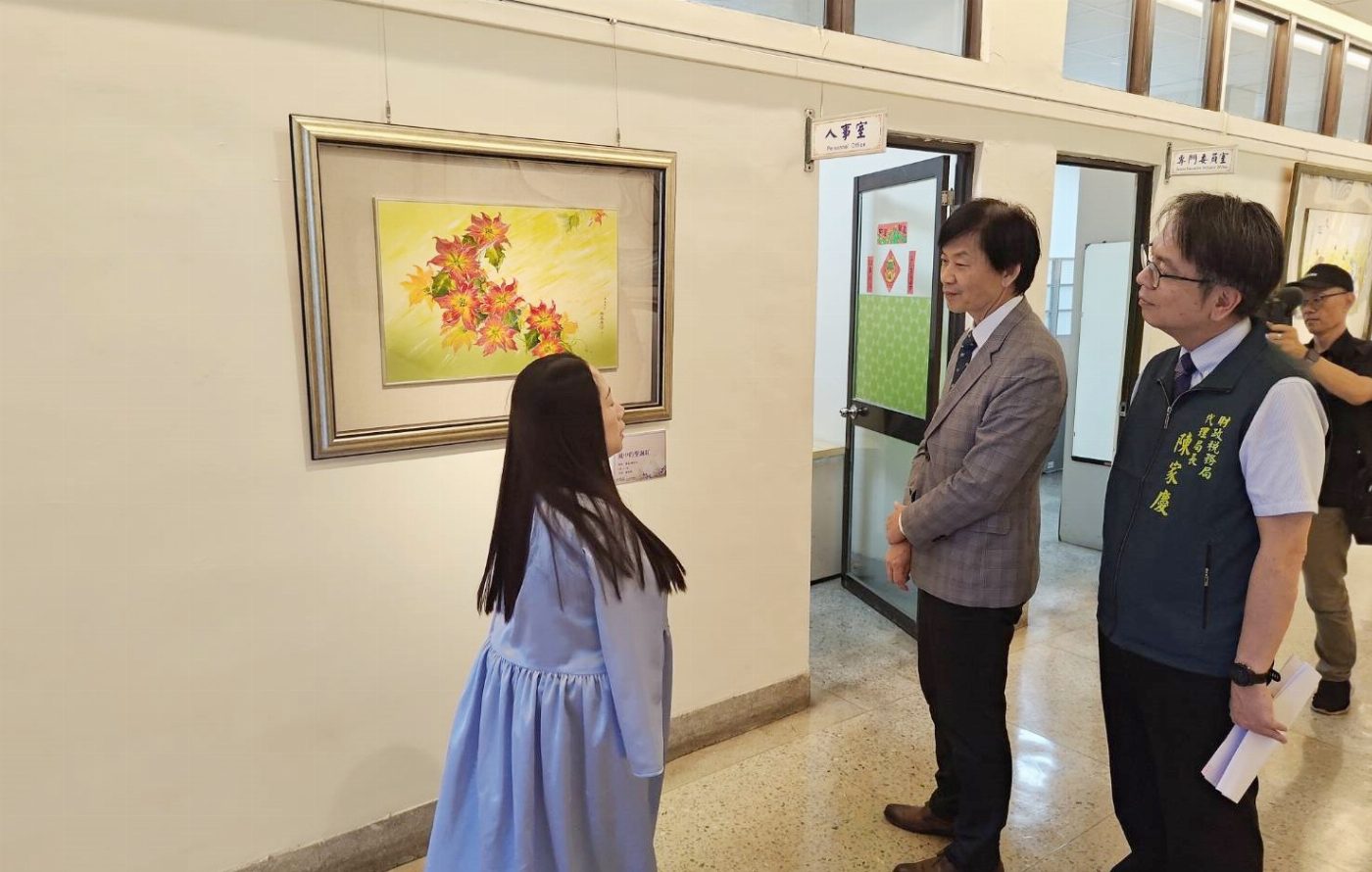 《超人再起》主角楊恩典南市財稅局開展 葉副市長讚許暖心便民措施