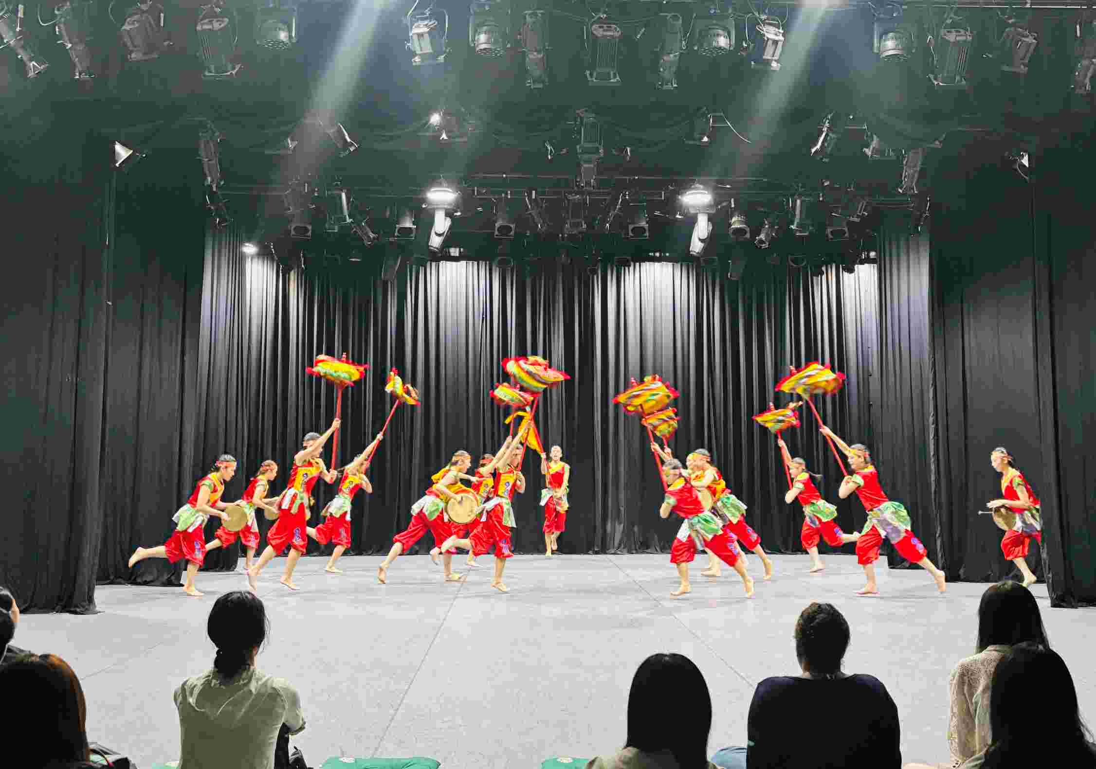 南應大舞蹈系2025跨足七國推動國際文化交流   與韓國梨花女子大學攜手展演