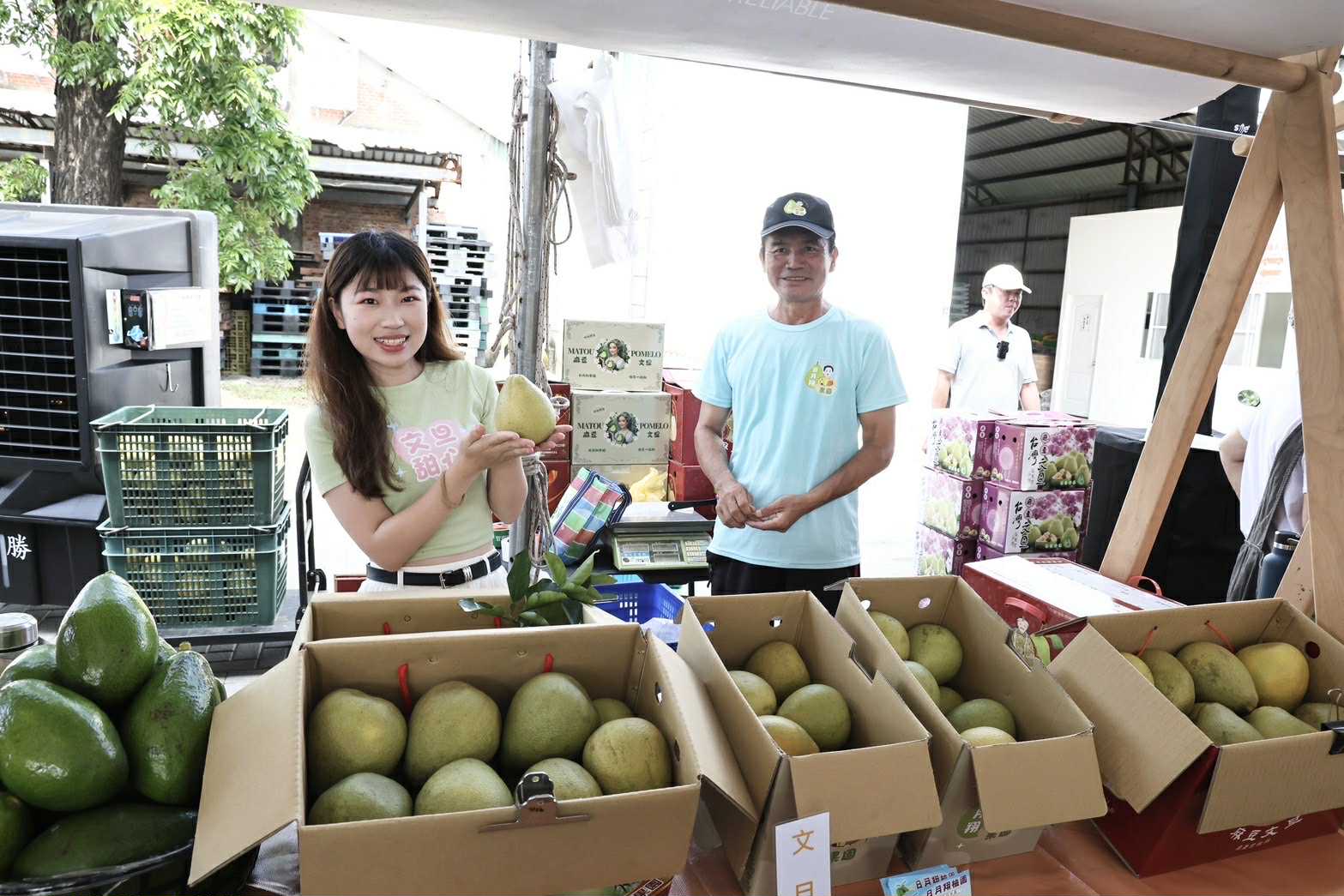 果香飄逸、溫暖傳遞「麻豆柚感生活節」 黃偉哲致敬堅韌農民、感謝災後復