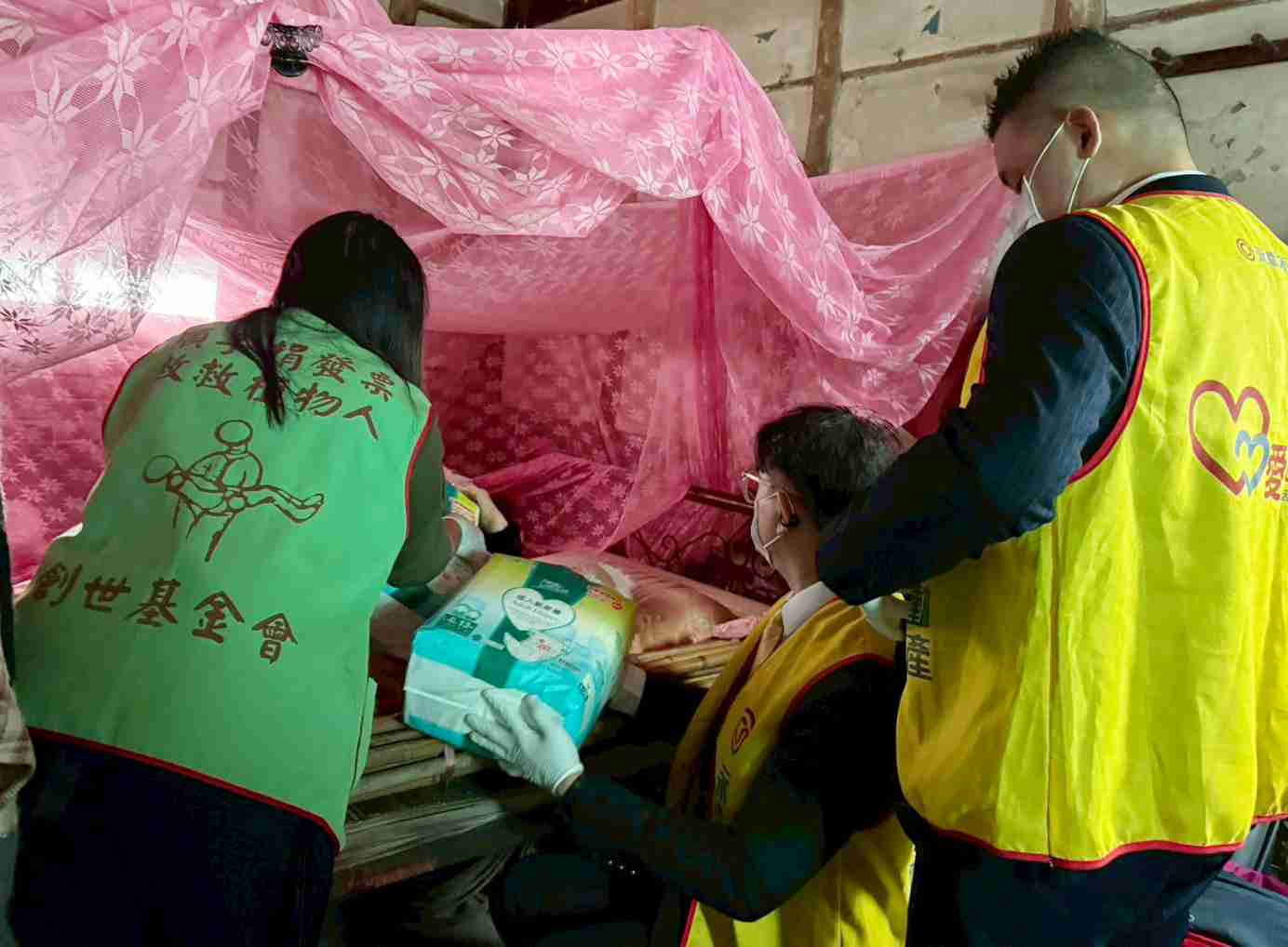 孝子獨撐30年 永慶房產集團四品牌親送暖祝好年