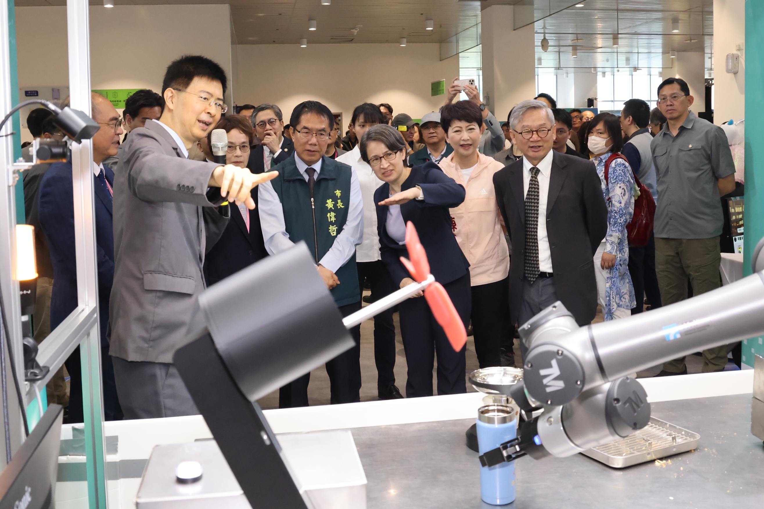 首屆「AI IMPACT：智慧城市與大南方成果展示」登場　台南引領大南方AI新動能