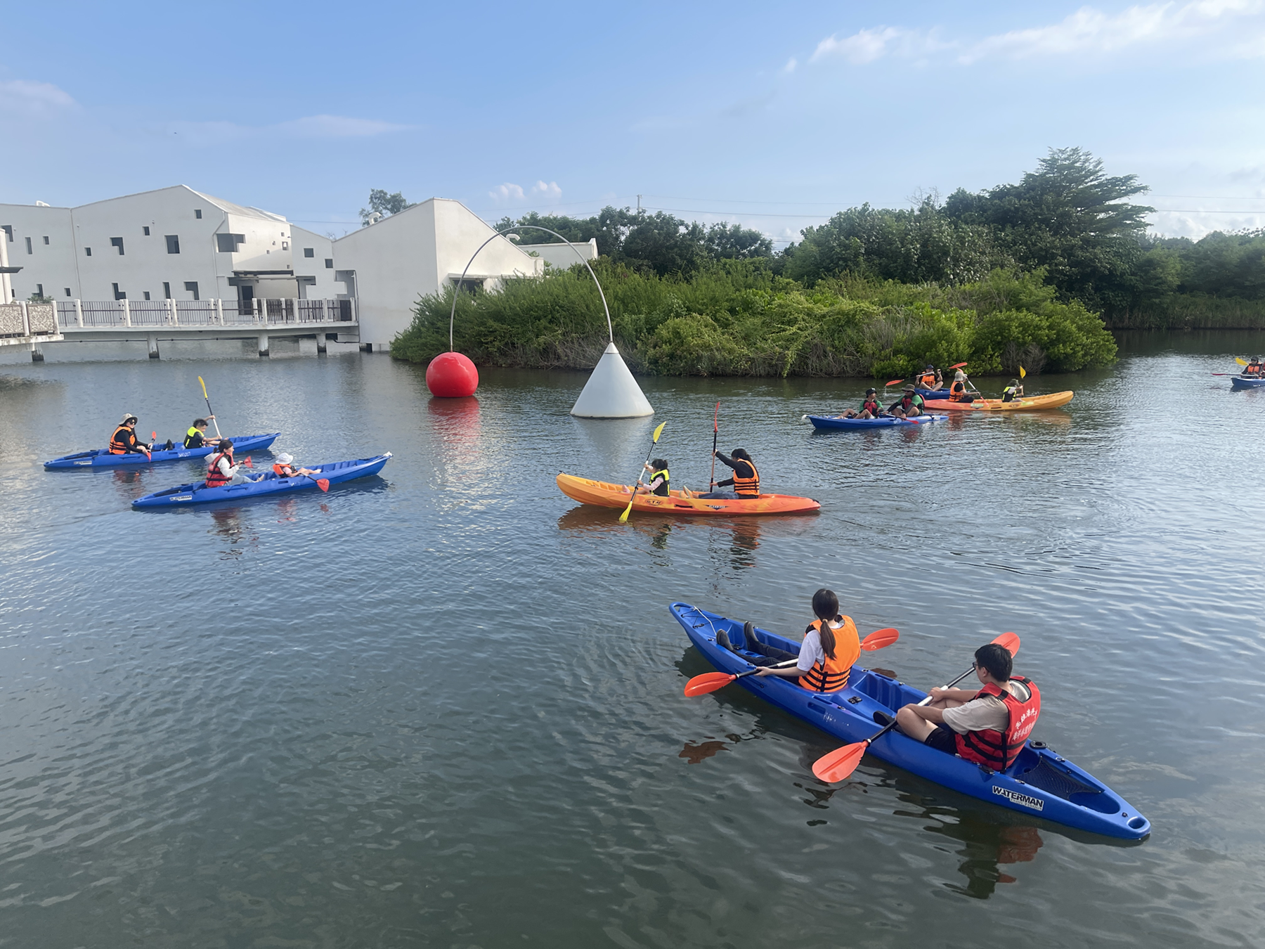 體驗低碳水域遊憩 巡禮台江濕地綠建築