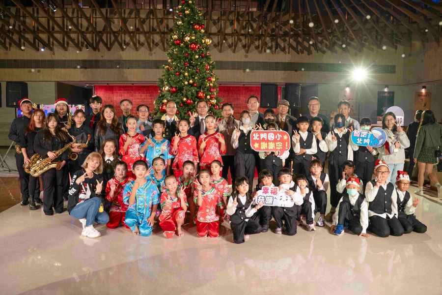 傳愛第九年　台南大員皇冠假日酒店為 432 位偏鄉孩童圓夢 北門國小木箱鼓熱力開場長平國小民俗舞蹈感動人心　