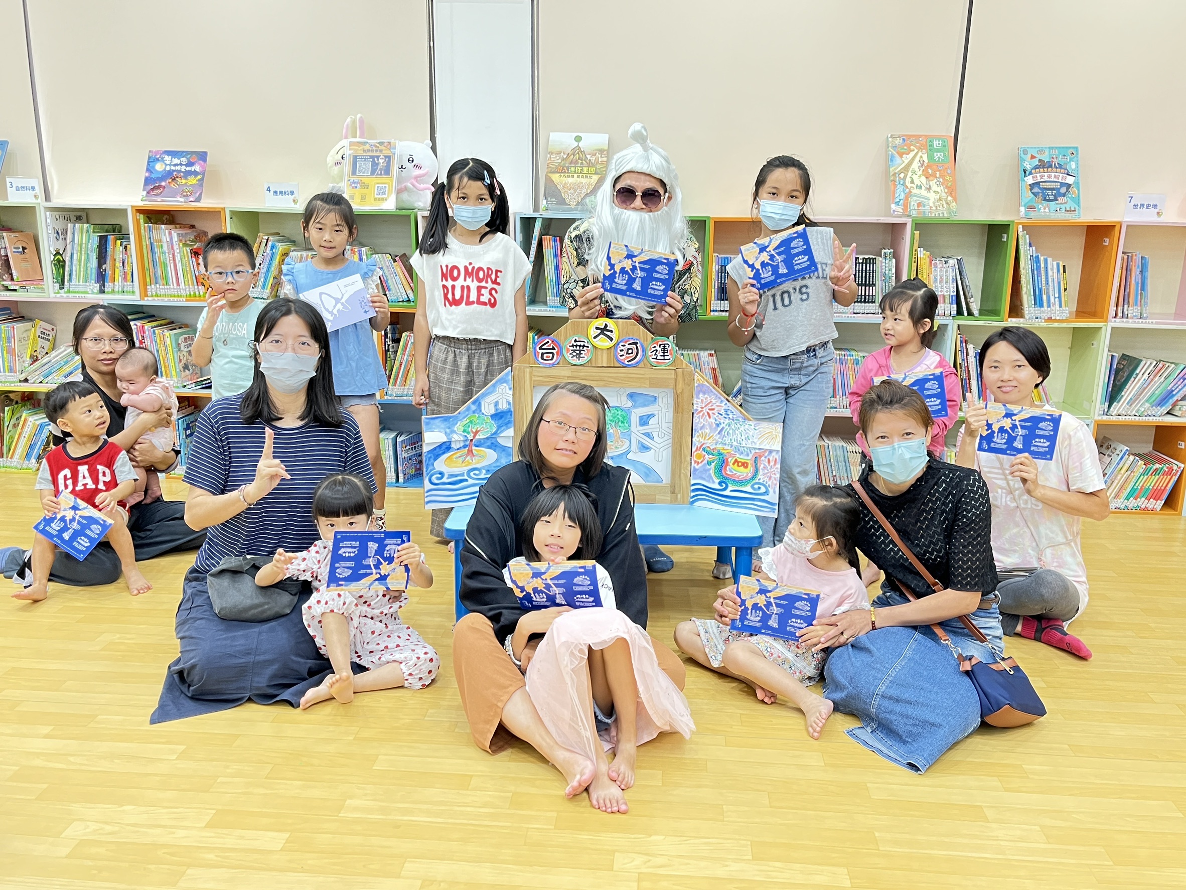 南市圖邀請運河阿公趣味講古 紙芝居說演臺南「運河一百」故事
