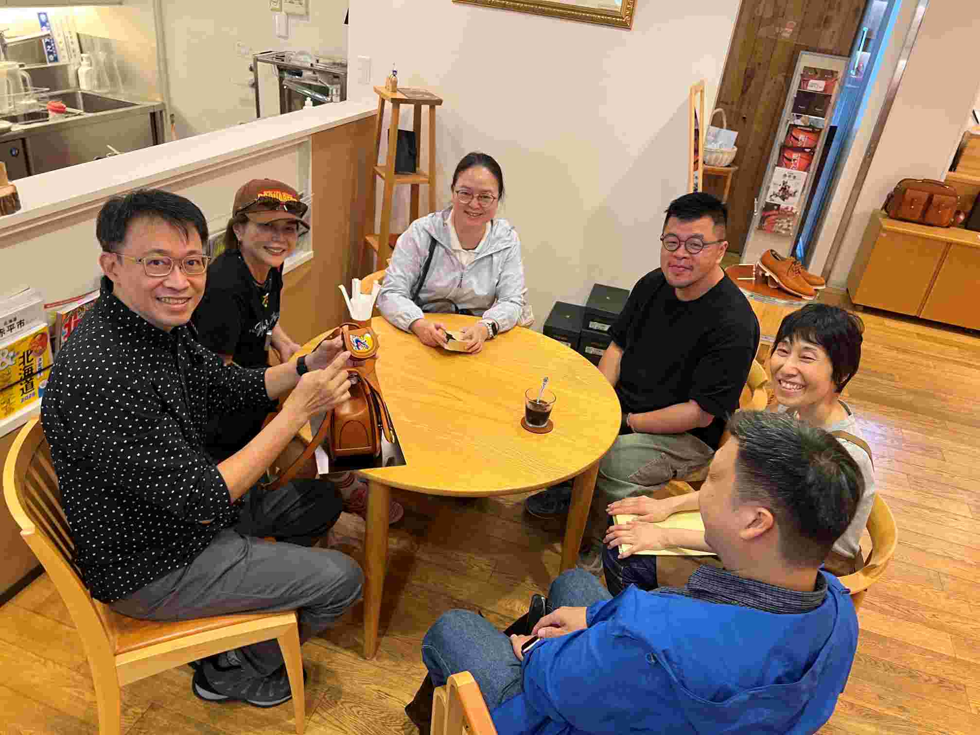 台南應用科技大學USR計畫團隊赴北海道促進刺繡技藝與皮件工藝之國際交—「跨域合作文化永續，臺日攜手共創新局」