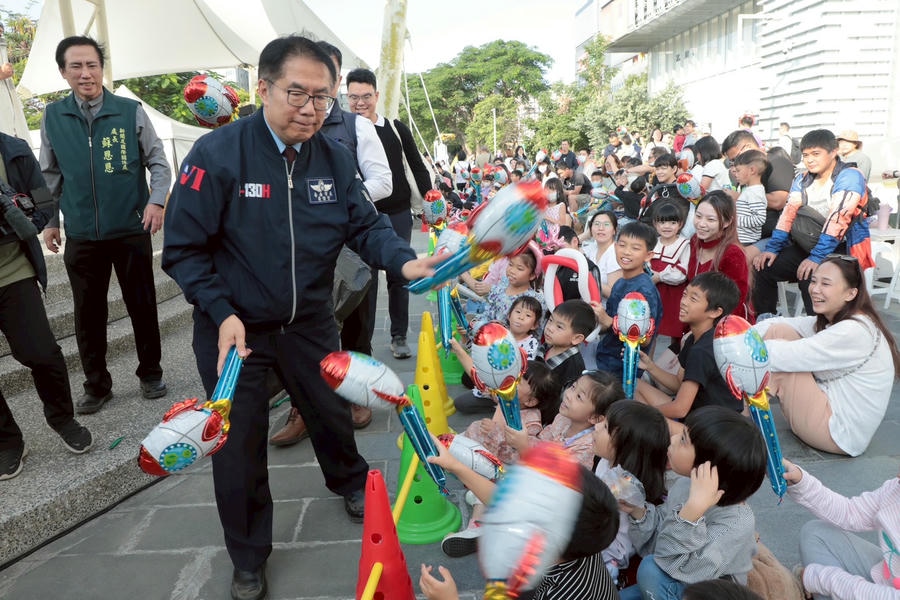 2026台南好young壓軸親子場東區時代公園登場 吸引6000人潮參與
