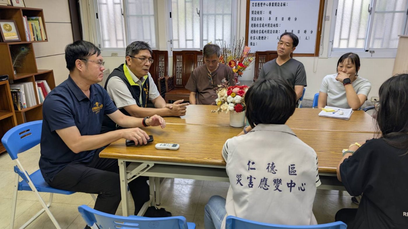 巴威來襲!臺南市府全力防颱 民政局局長深入各區巡視災情應變與物資整備