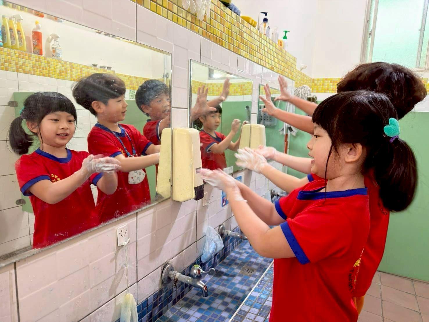 腸病毒疫情升溫！南市教育局籲落實「洗手5時機與5步驟」守護幼童健康