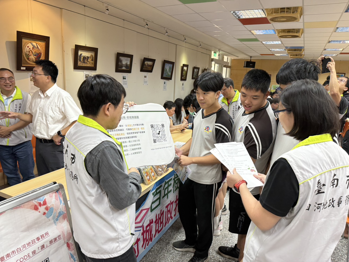 白河地政攜「南籍圈」前進校園　從租屋實價到合法用地扎根「百年樹人」